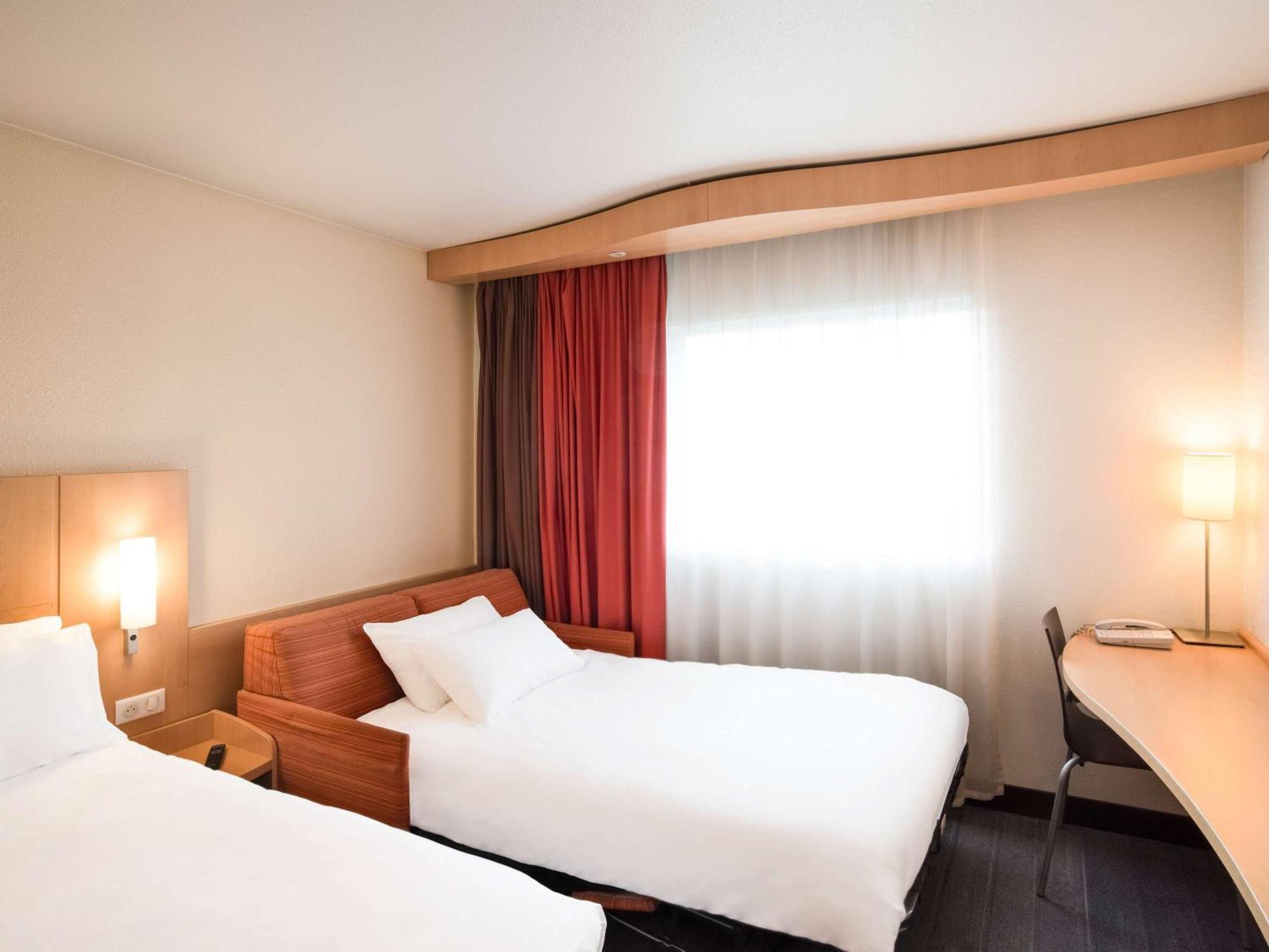 Ibis Metz Nord 3*